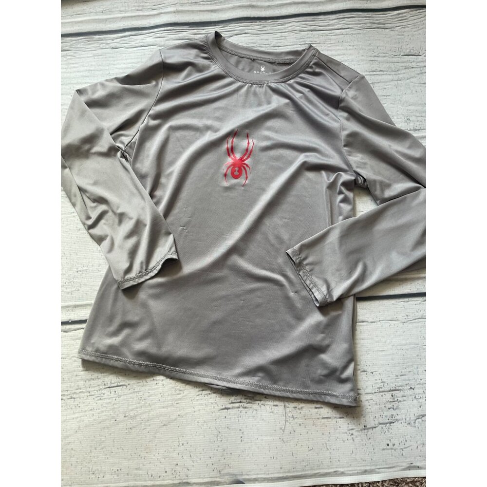Grey Spyder rash guard
